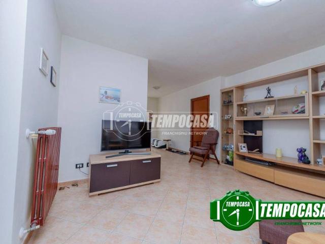 Vendesi trilocale a Vidigulfo via Padova