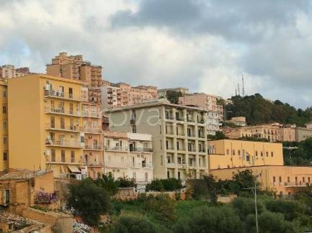 Vendesi trilocale ad Agrigento via Alessandro Manzoni