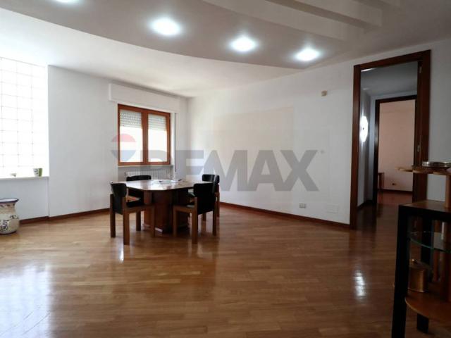 Vendesi villa a schiera a Matera