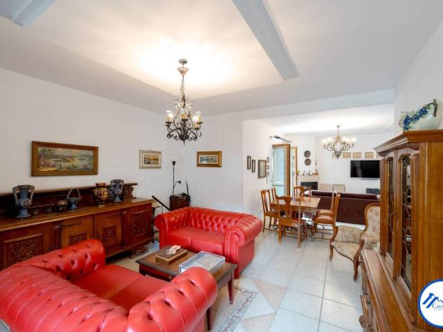 Vendesi villa a schiera a Monteforte Irpino via Nazionale, 53