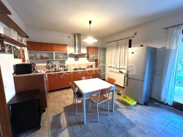 Vendesi villa a schiera a Montelupo Fiorentino