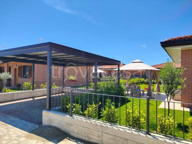 Vendesi villa a schiera a Borgarello via Enrico Berlinguer, 27