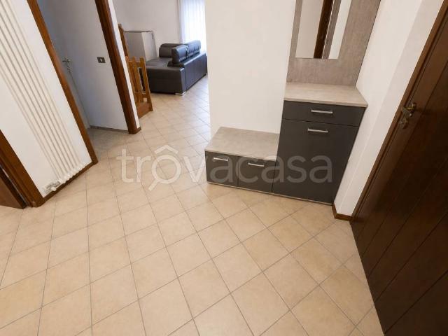 Vendesi villa a schiera a Borgo Valsugana via per Telve
