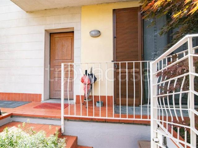 Vendesi villa a schiera a Lodi via della Camolina, 15