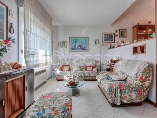 Vendesi villa a schiera a Pianoro