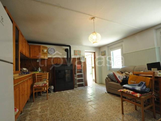 Vendesi villa a schiera a Porpetto