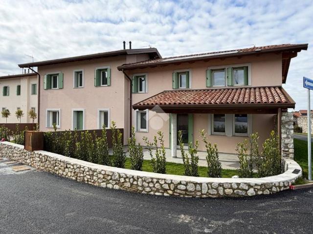Vendesi villa a schiera a Reana del Rojale via Arturo zardini, 63