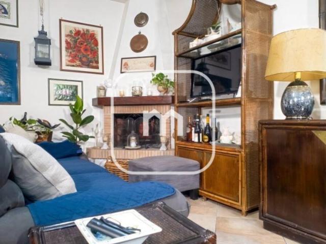 Vendesi villa a schiera a Roma, Malafede