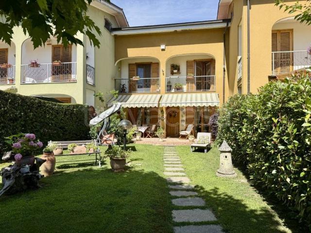 Vendesi villa a schiera a Romano Canavese via ponte Chiusella 91/a