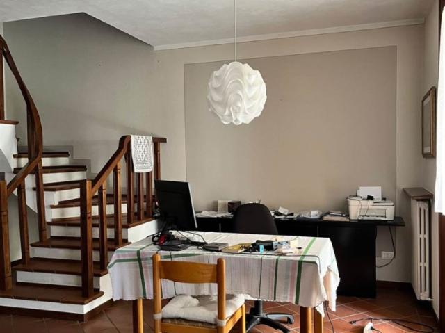 Vendesi villa a schiera a Suzzara