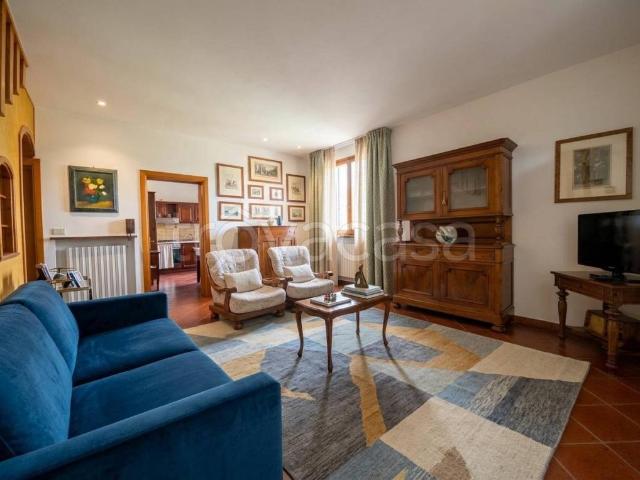 Vendesi villa a schiera a Scandiano via Alvisi, 1