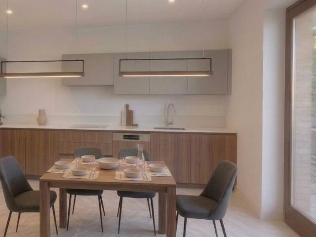 Vendesi villa a schiera a Siena