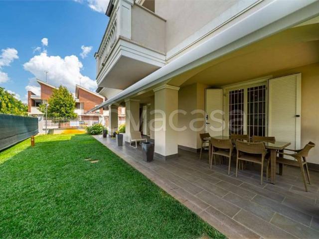 Vendesi villa bifamiliare a Carpi via Renoir, 28, Morbidina Cuneo