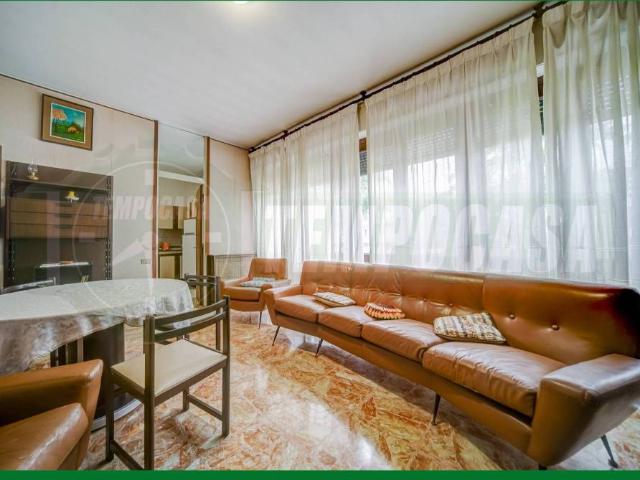 Vendesi villa bifamiliare a Gallarate via gramsci, Moriggia