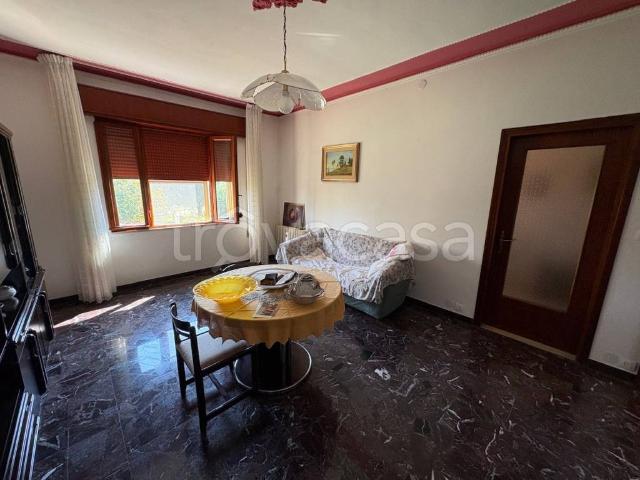 Vendesi villa bifamiliare a Ferrara via Bologna, Fiera Ferrara Sud