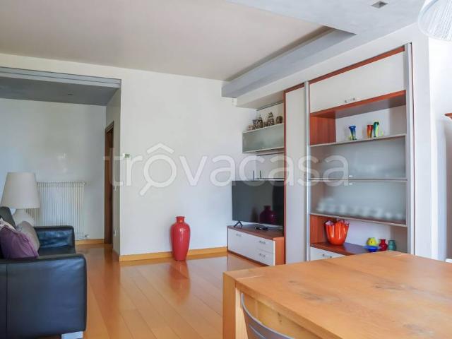 Vendesi villa bifamiliare a San Zenone degli Ezzelini via Risorgimento, Ca' Rainati