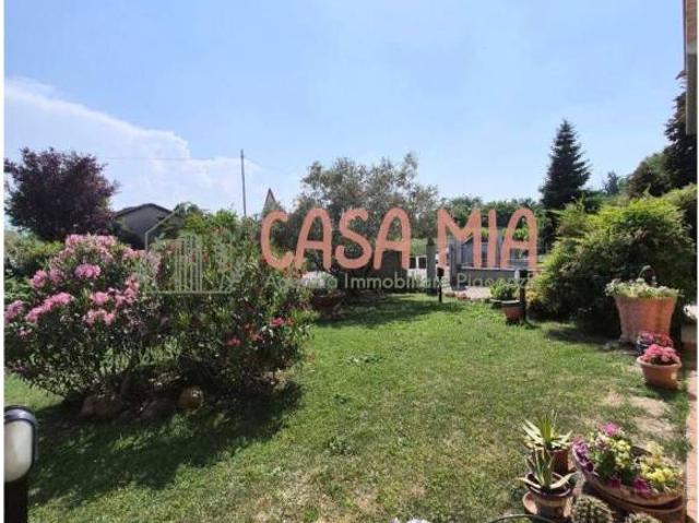 Vendesi villa bifamiliare a Podenzano