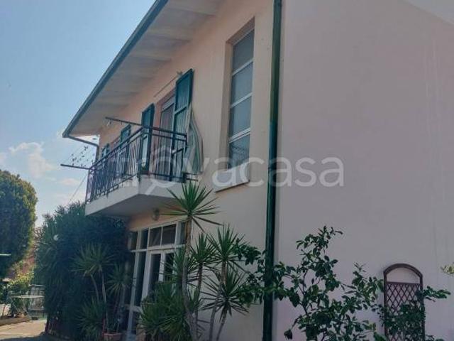 Vendesi villa bifamiliare a Poggio Torriana via Ripa Bianca