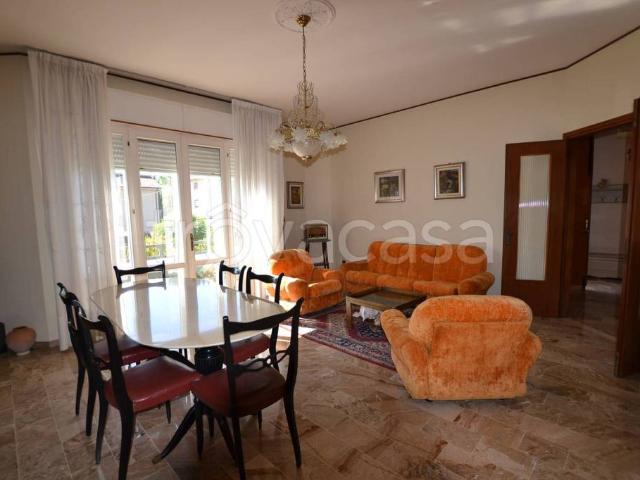 Vendesi villa bifamiliare a Pasiano di Pordenone via Roma, 167