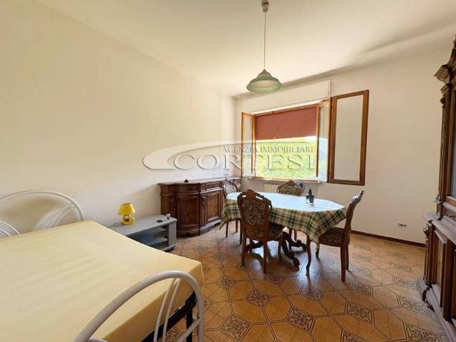 Vendesi villa bifamiliare a Pergola via a De Gasperi