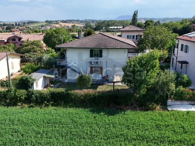 Vendesi villa bifamiliare a Rimini via Quartirolo, 43, Spadarolo