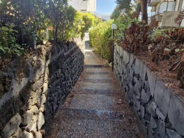 Vendesi villa bifamiliare a Trappeto, San Giovanni la Punta