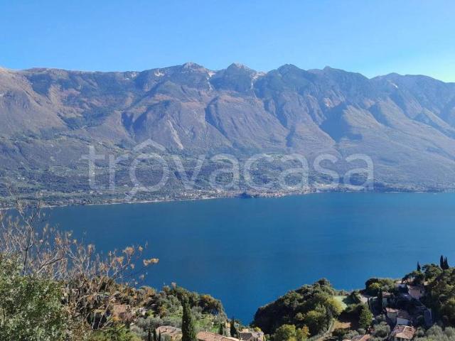 Vendesi villa bifamiliare a Ustecchio, Tremosine sul Garda
