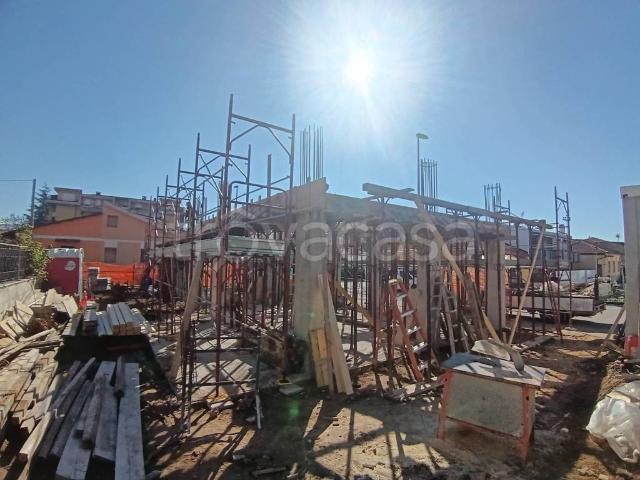 Vendesi villa bifamiliare ad Avezzano via Francia