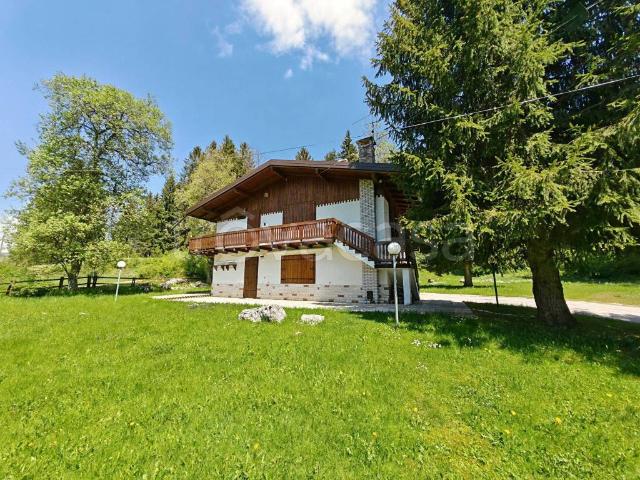 Vendesi villa bifamiliare ad Asiago