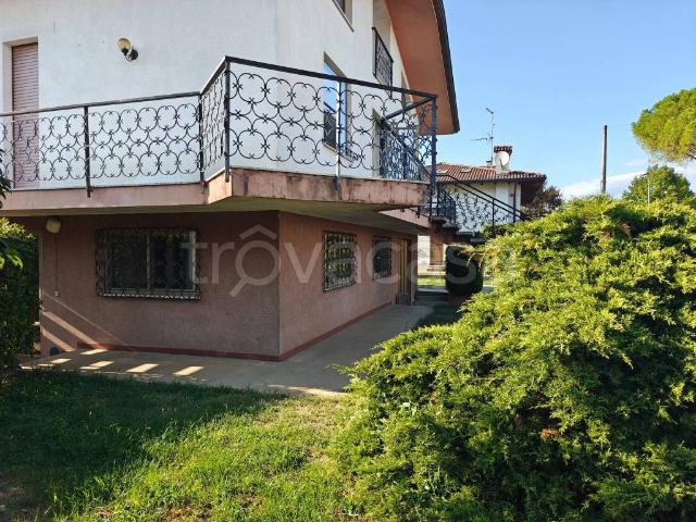 Vendesi villa singola a Tavagnacco via Centrale, 70, Feletto Umberto
