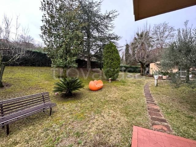 Vendesi villa singola a Tordinia, Teramo