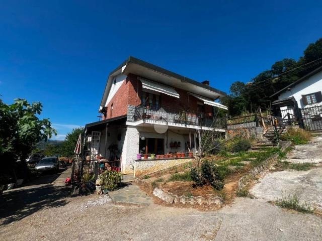 Vendesi villa singola a Trana via adige, 14