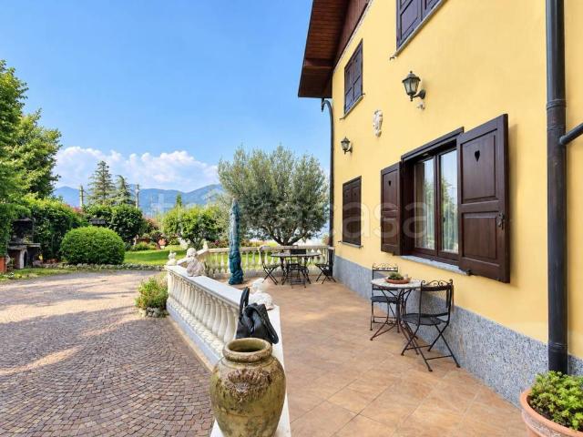 Vendesi villa singola a Viggiù