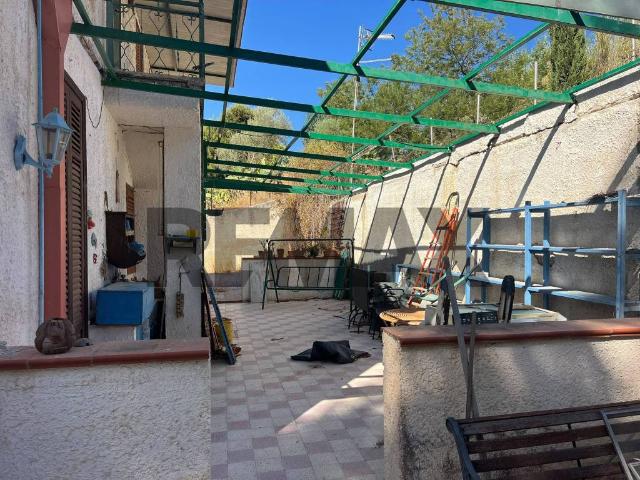 Vendesi villa singola a Villafrati