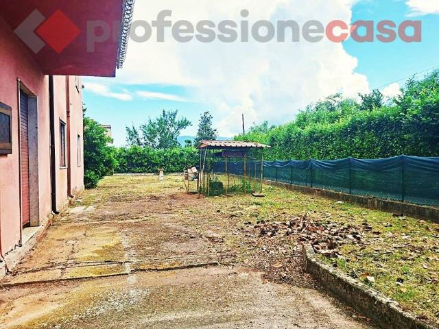 Vendesi villa singola a Volla, Piedimonte San Germano