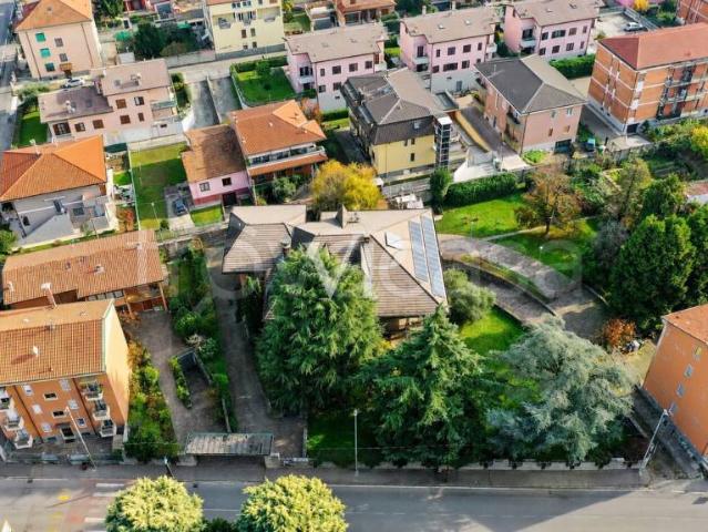 Vendesi villa singola a Bollate via Madonna, 83