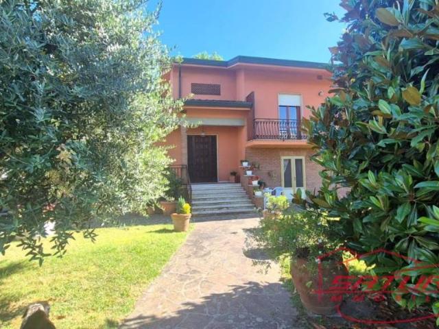 Vendesi villa singola a Capannori via del Marginone, Pieve San Paolo Santa Margherita