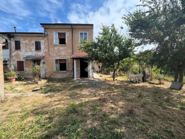 Vendesi villa singola a Casale, Roncoferraro
