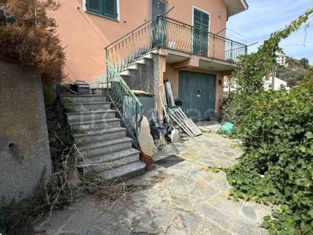Vendesi villa singola a Celle Ligure, Sanda