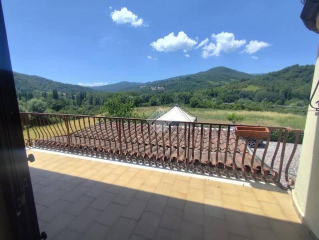 Vendesi villa singola a Cerqua Rosara, Valtopina