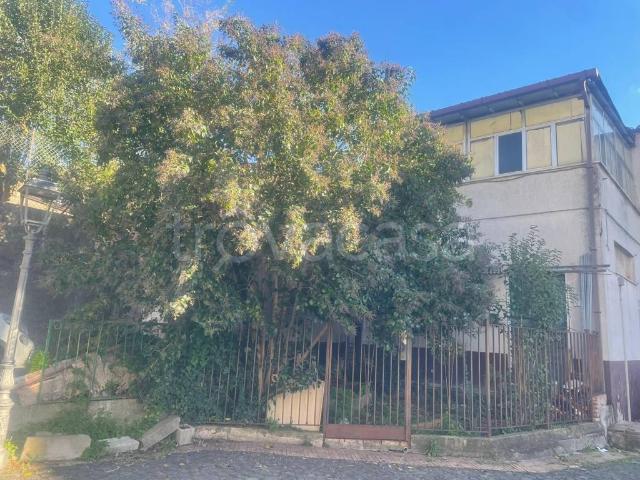 Vendesi villa singola a Chieve, Giffoni Valle Piana