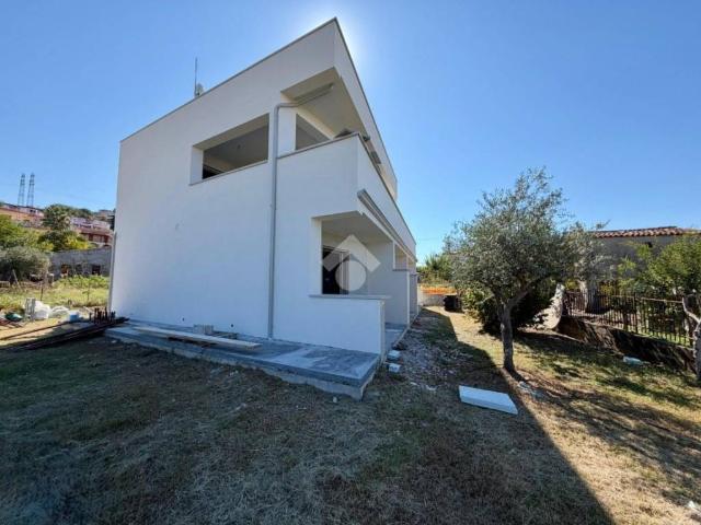 Vendesi villa singola a Cirella, Diamante