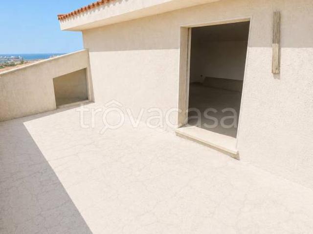 Vendesi villa singola a Civitavecchia via Braccianese Claudia