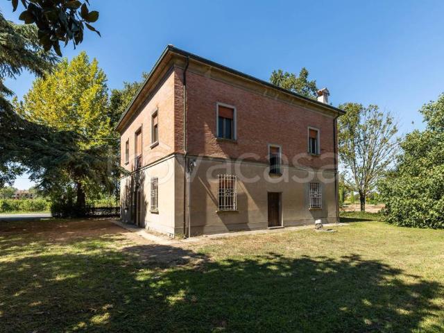 Vendesi villa singola a Fusignano