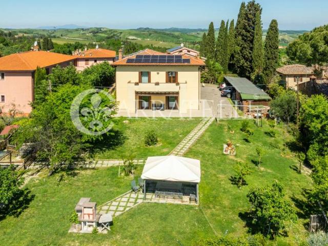 Vendesi villa singola a Gambassi Terme