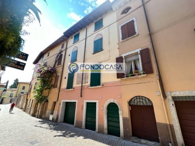 Vendesi villa singola a Gargnano via colletta, 26