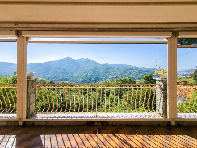 Vendesi villa singola a Genova via Porcile, 6, Bolzaneto