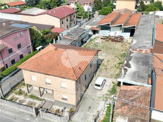 Vendesi villa singola a Gottolengo via Gramatica, 27