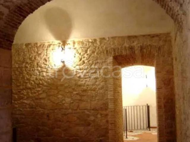 Vendesi villa singola a Introdacqua via di Mezzo