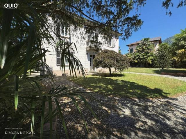 Vendesi villa singola a Mandello del Lario via Armando Diaz, 12